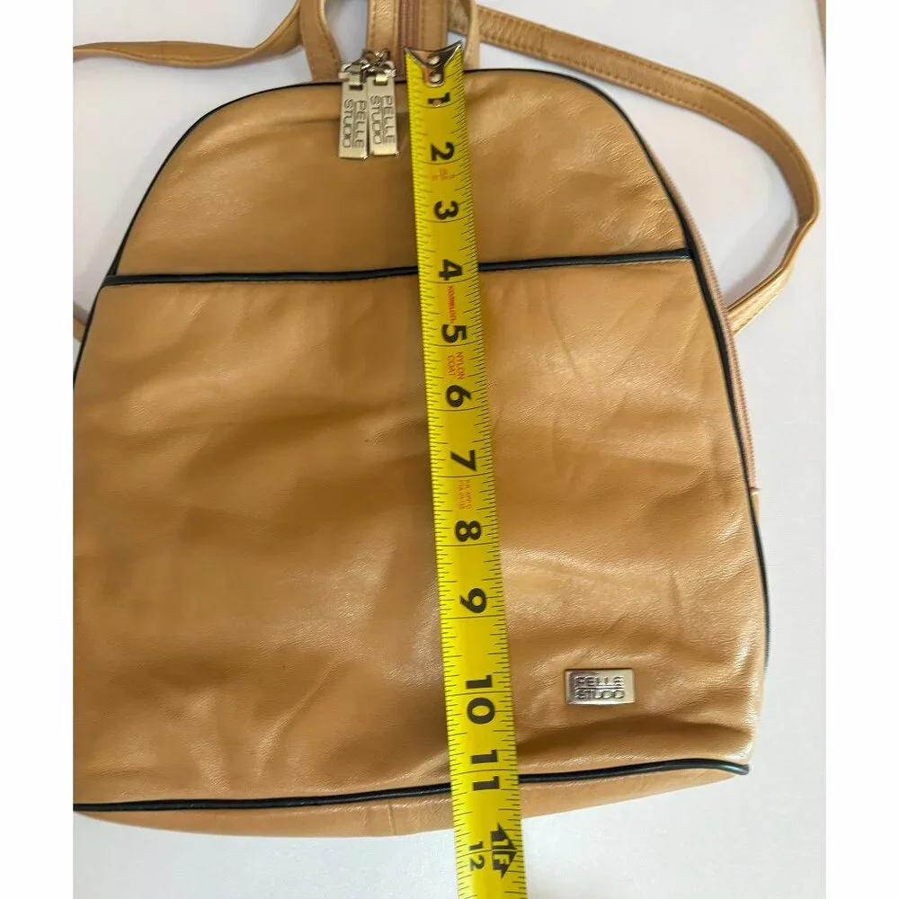 Pelle Studio Wolsons 1995 Vintage Soft Leather Backpack  Zipper Straps Beige
